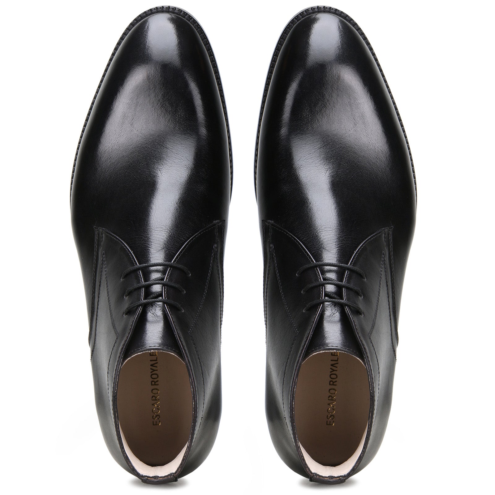 The Munich Chukka Boots In Black
