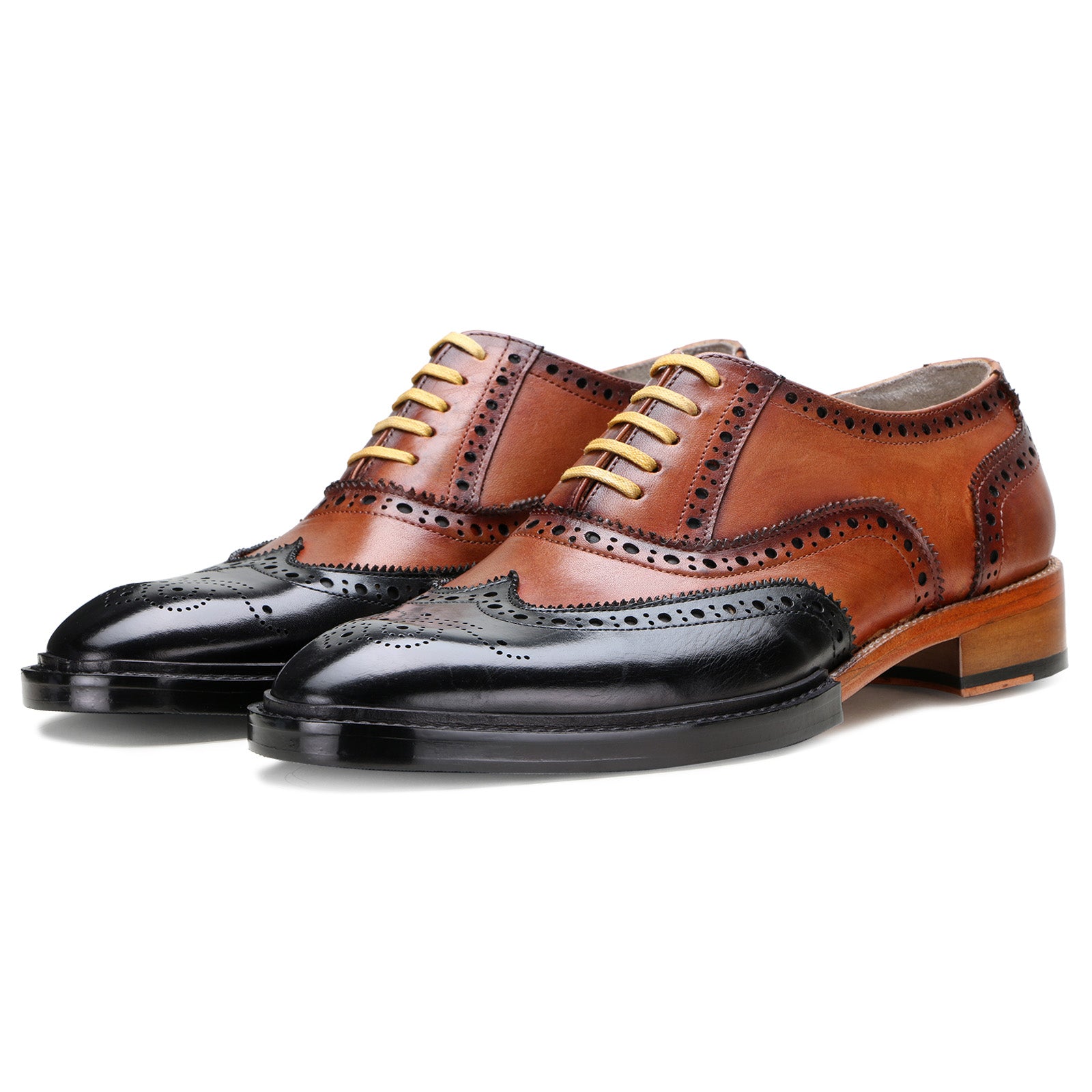 Elan Brogues in Black-Cognac