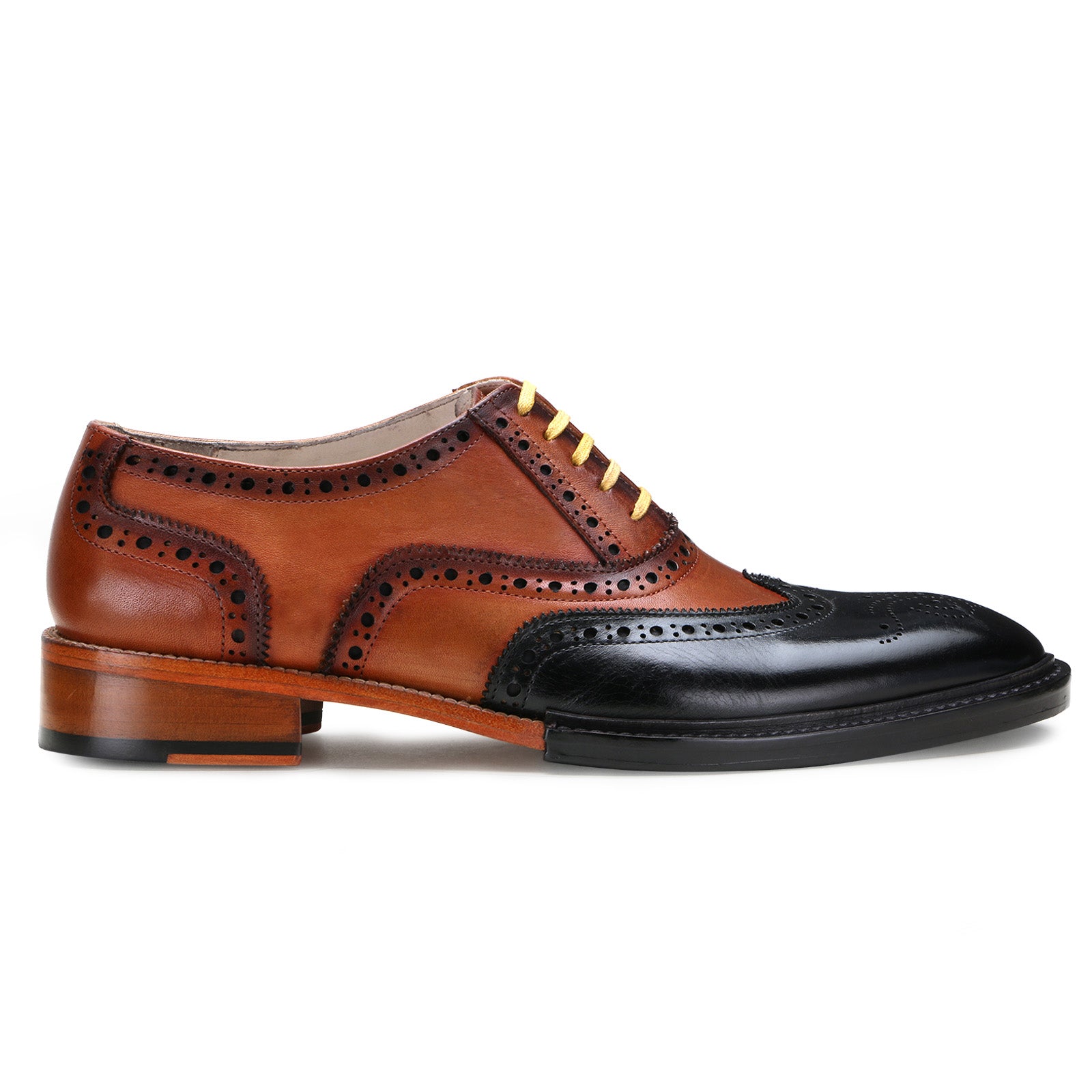Elan Brogues in Black-Cognac