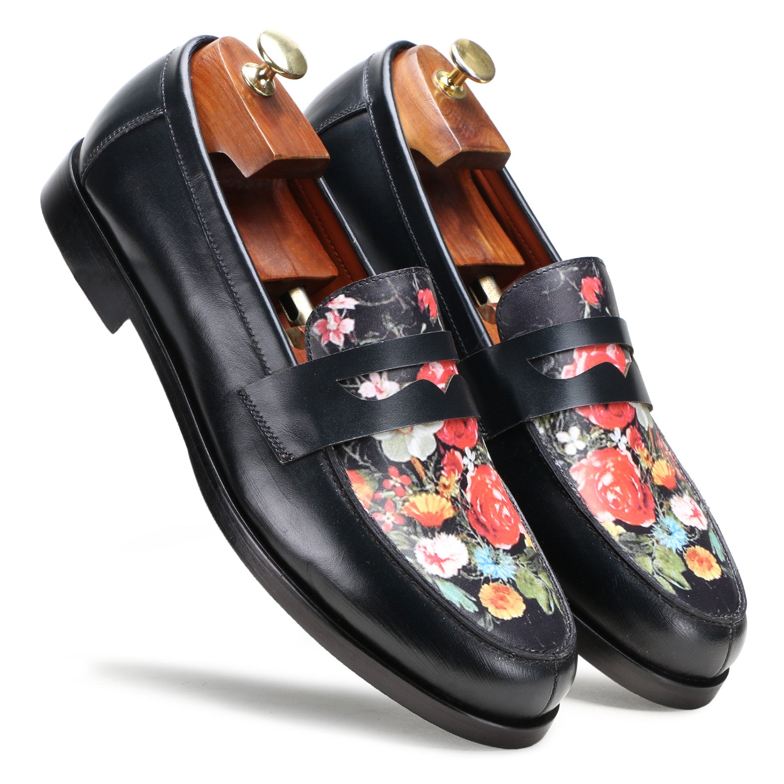 Escaro Royale Camden Craft  Leather shoes in Black for Men