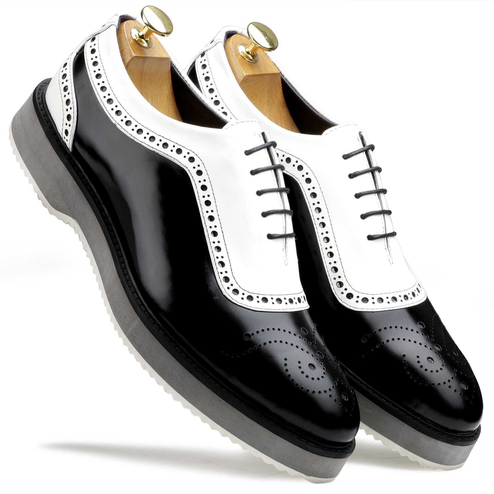 The Cortes Designer Oxford in Black White