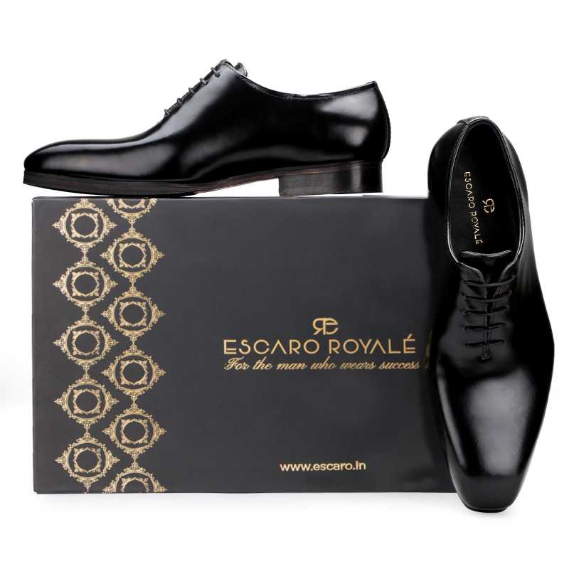 The Milan Wholecut Oxfords in Black - Escaro Royale