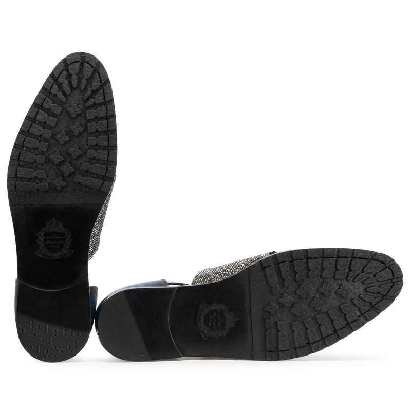 Daze Studded Sandals - Escaro Royale